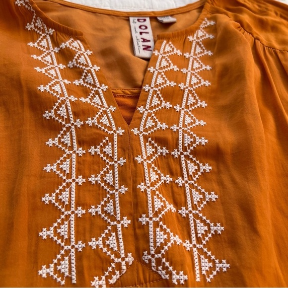 Anthropologie Dolan Three quarter sleeve tunic with embroidery EUC - Picture 4 of 7